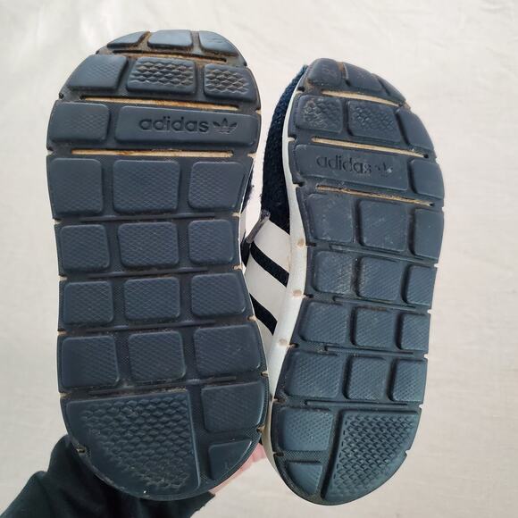 Adidas Navy Tennis Shoes toddler 9 - Picture 6 of 7